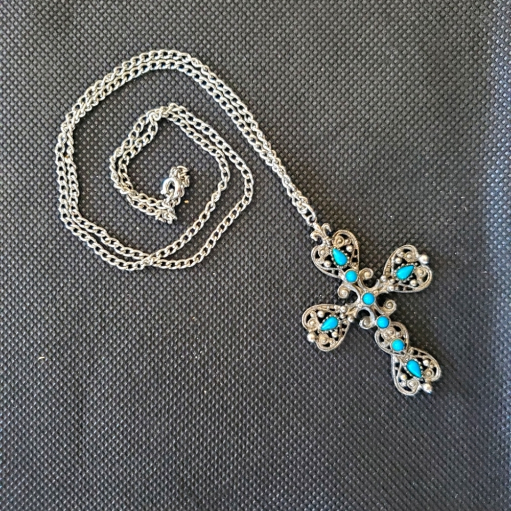 Roma vintage cross tourquose necklace